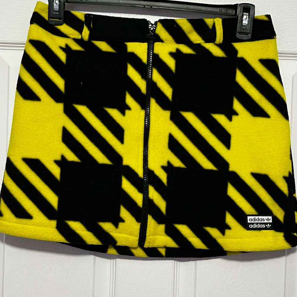 NWT Adidas Yellow Black Plaid Checkered Fleece Women's Skirt With Pocket Medium